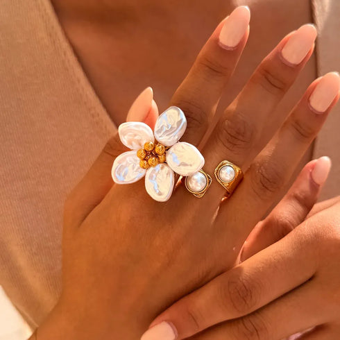 Anel Flower | Acabamento em Ouro de 18K