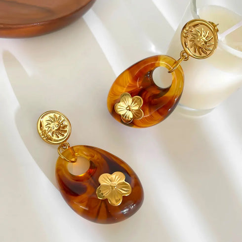 Brincos Evelyn | Acabamento em Ouro de 18K